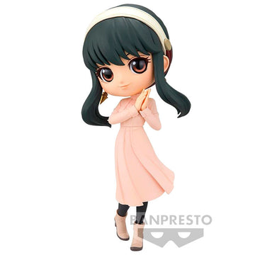 Spy X Family - Going Out Yor Forger - Figure 14cm