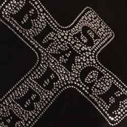Black Sabbath Unisex T-Shirt: Cross (Black) (Embellished)